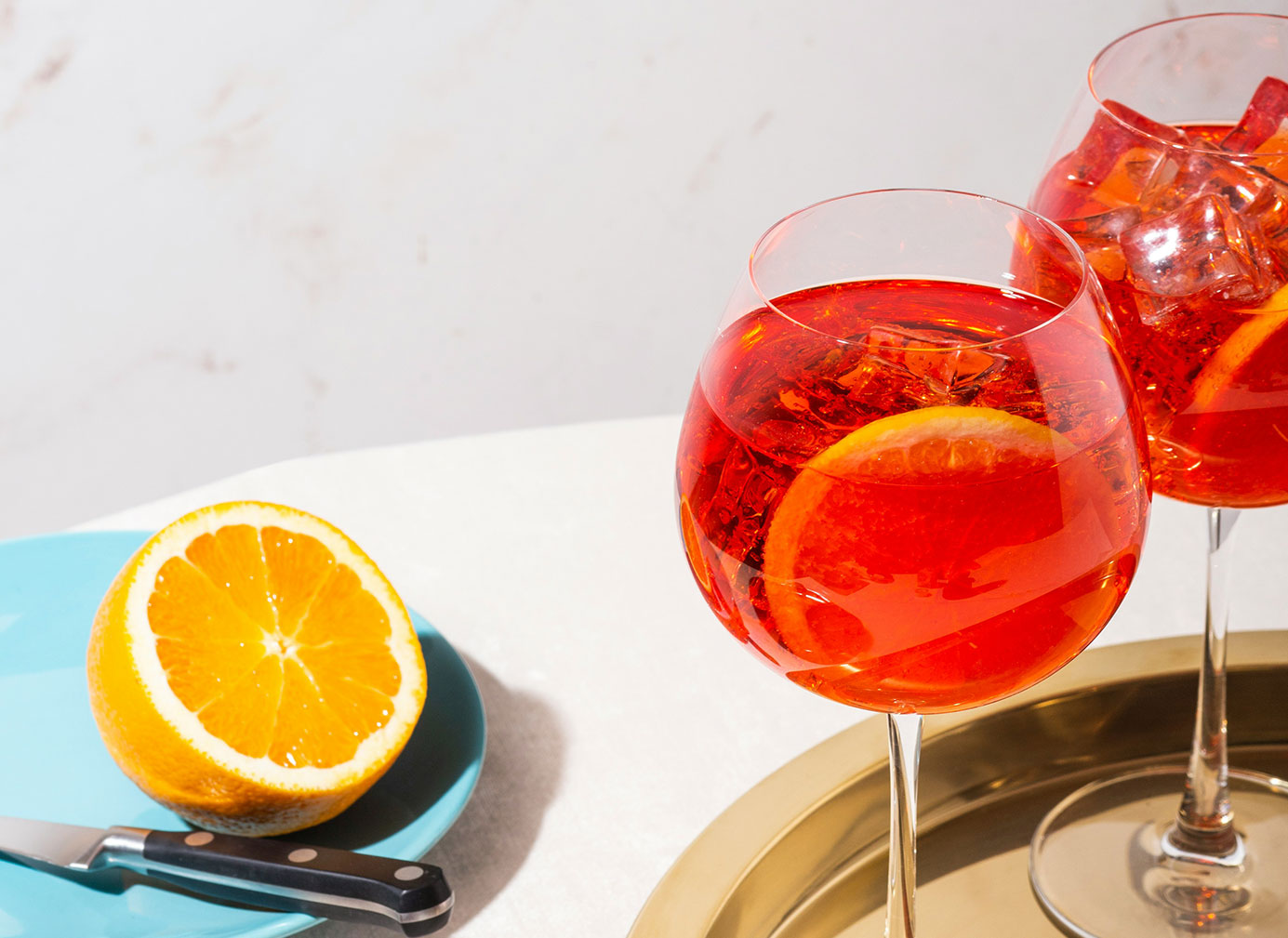 Aperitiefglazen met sinaasappel